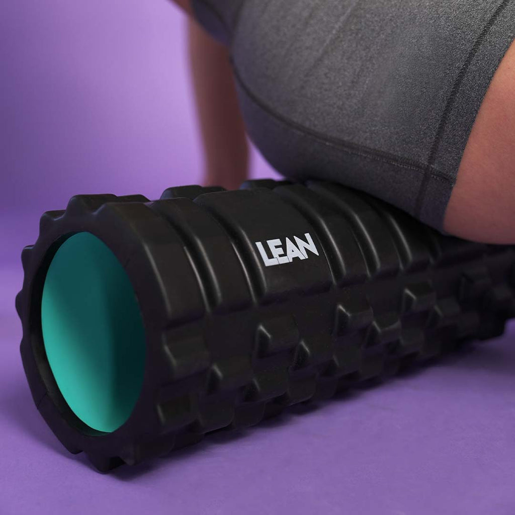 Black Foam Roller for Improved Circulation and Reduced Muscle